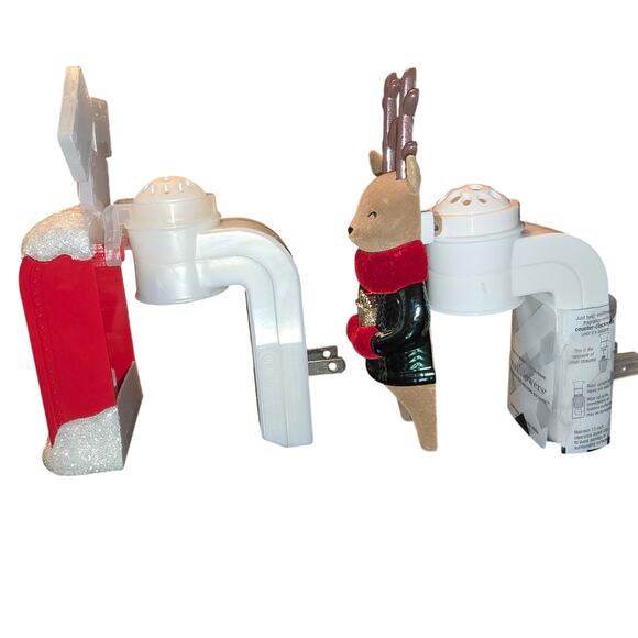 Lot of 2: Festive Deer (New) and Santa Mail Box Plug In (LN) Bath & Body Works - Picture 4 of 9